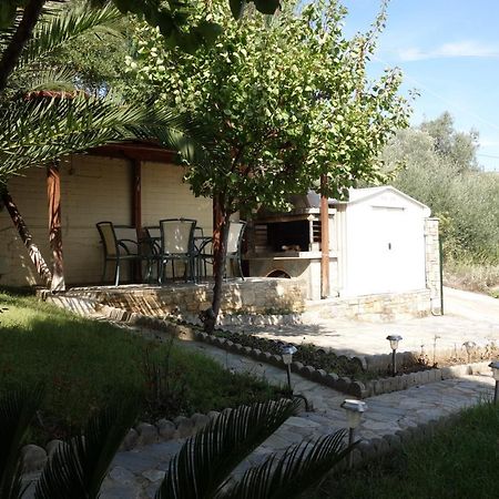 Beach Front House With View Marathos  Exterior photo